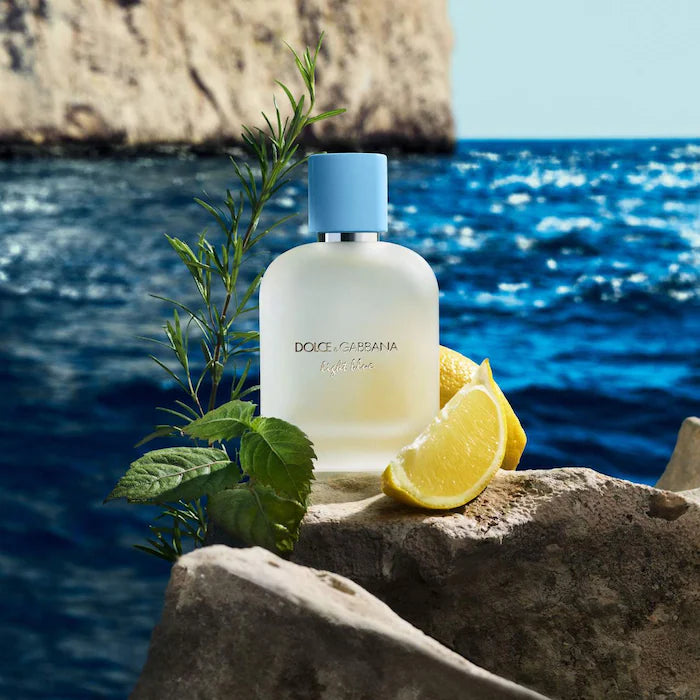 Dolce & Gabbana Light Blue Pour Homme Eau de Toilette with Sicilian Mandarin & Oakmoss – 50 ml